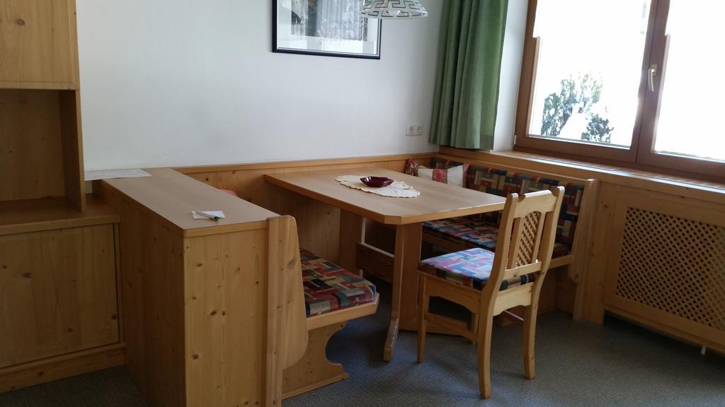 Haus Tuxerklamm Apartman Finkenberg Szoba fotó